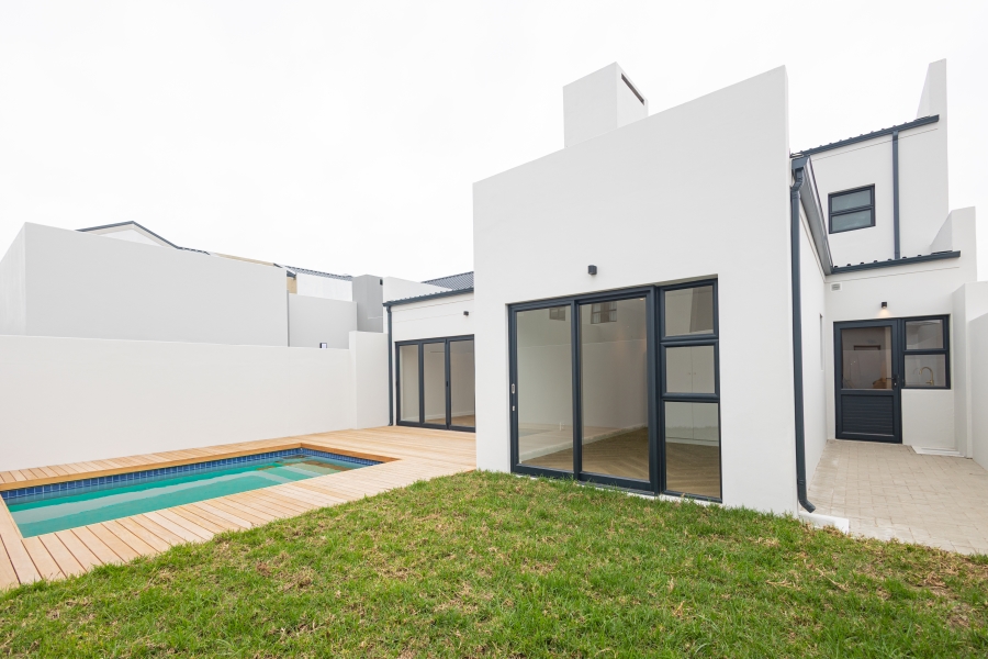 4 Bedroom Property for Sale in Sandown Western Cape